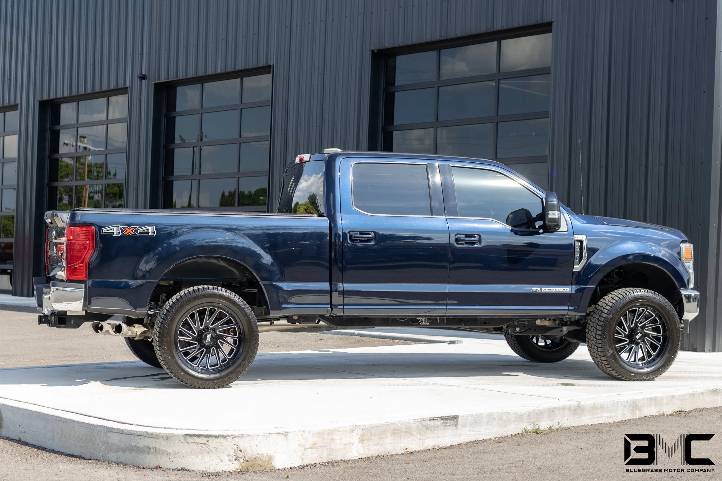 Used 2022 Ford F250 Lariat w/ Lariat Value Package AWD/4WD image 10