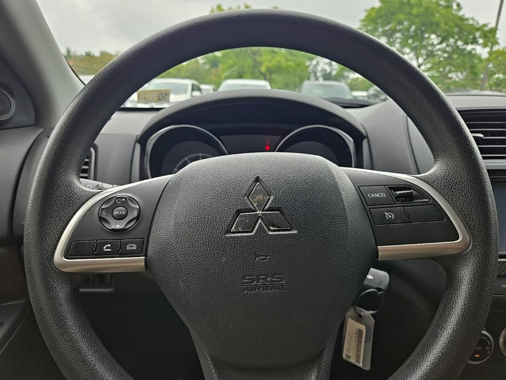 Used 2024 Mitsubishi Outlander Sport ES AWD/4WD image 14