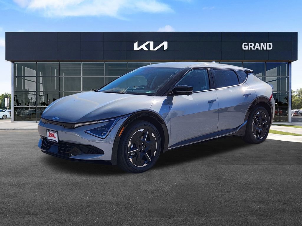 New 2025 Kia EV6 Wind image 4