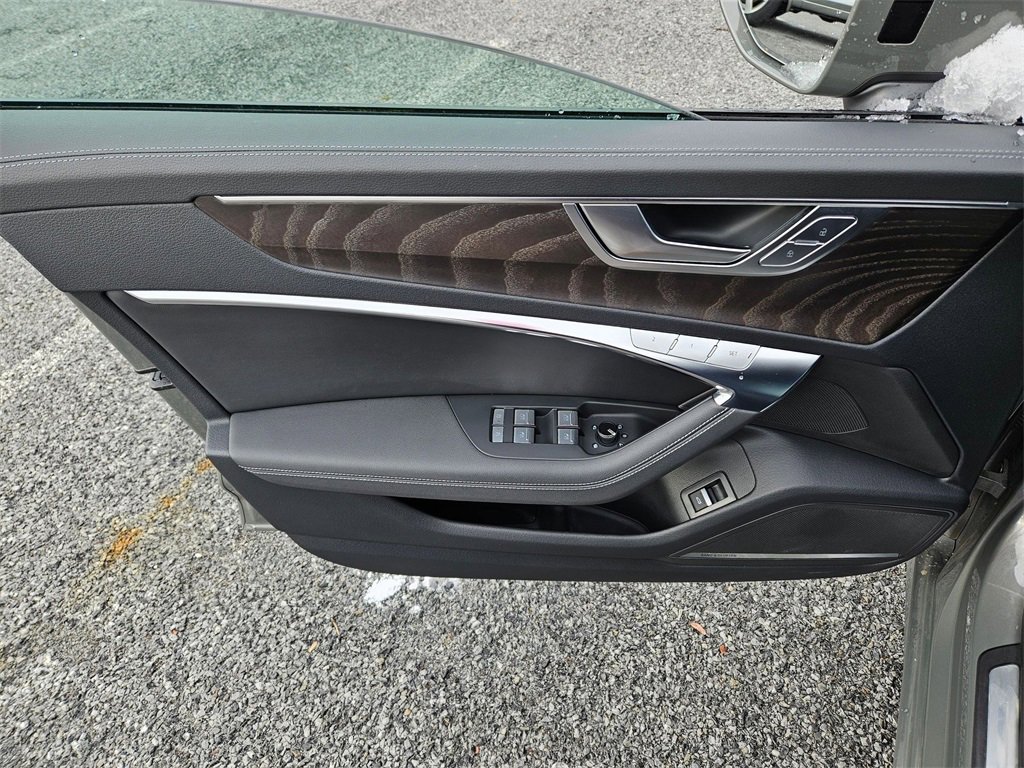 Used 2023 Audi A6 Premium Plus image 7