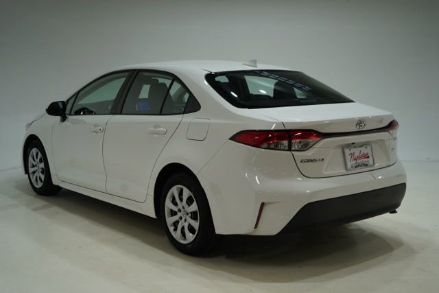Used 2025 Toyota Corolla LE image 7