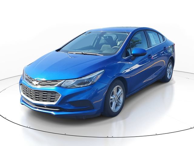 Certified 2018 Chevrolet Cruze LT w/ Convenience Package FWD image 2