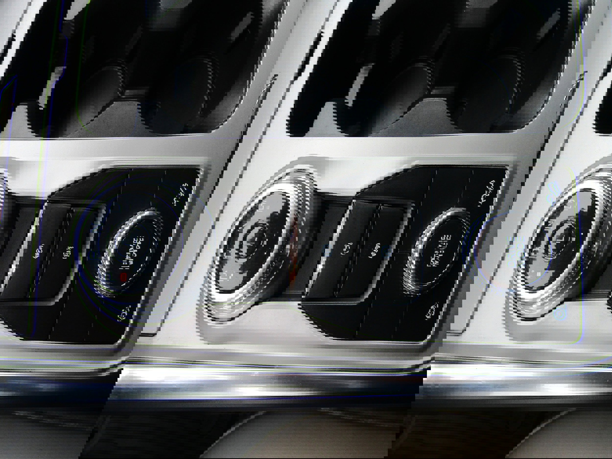 Certified 2023 Ford Explorer XLT w/ Equipment Group 202A image 27