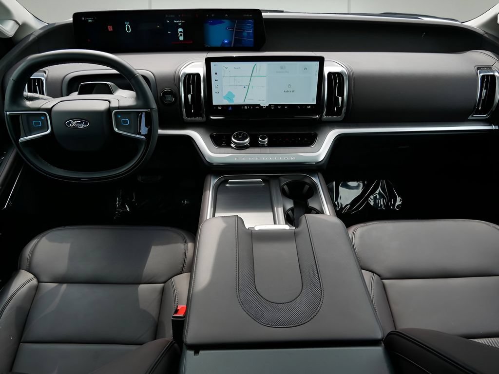 Used 2025 Ford Expedition Platinum w/ Platinum Ultimate Package AWD/4WD image 14