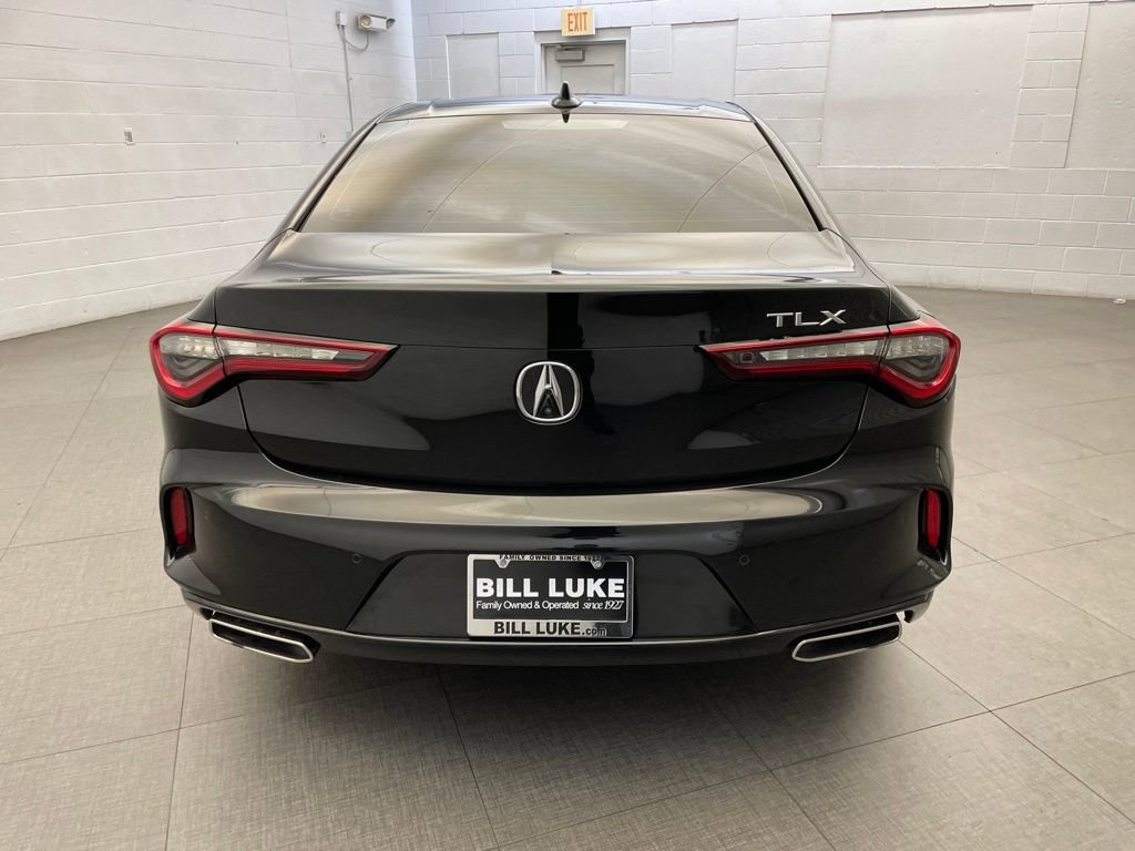 Used 2022 Acura TLX w/ Technology Package FWD image 7