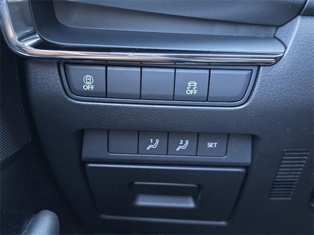 Used 2023 MAZDA MAZDA3 s image 24