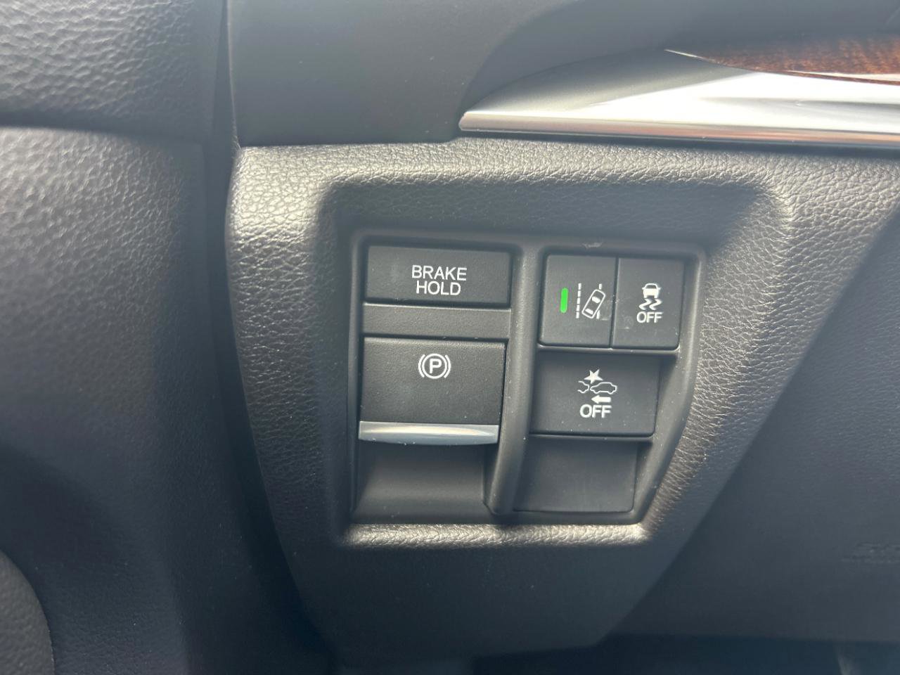 Used 2017 Acura MDX SH-AWD w/ Technology Package image 18