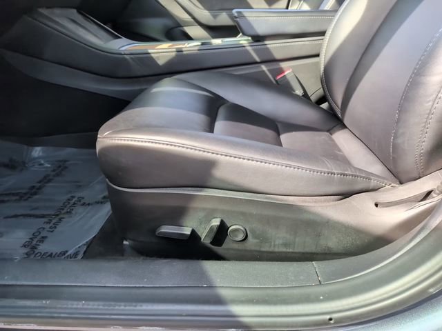 Used 2023 Tesla Model 3 Standard Range image 18
