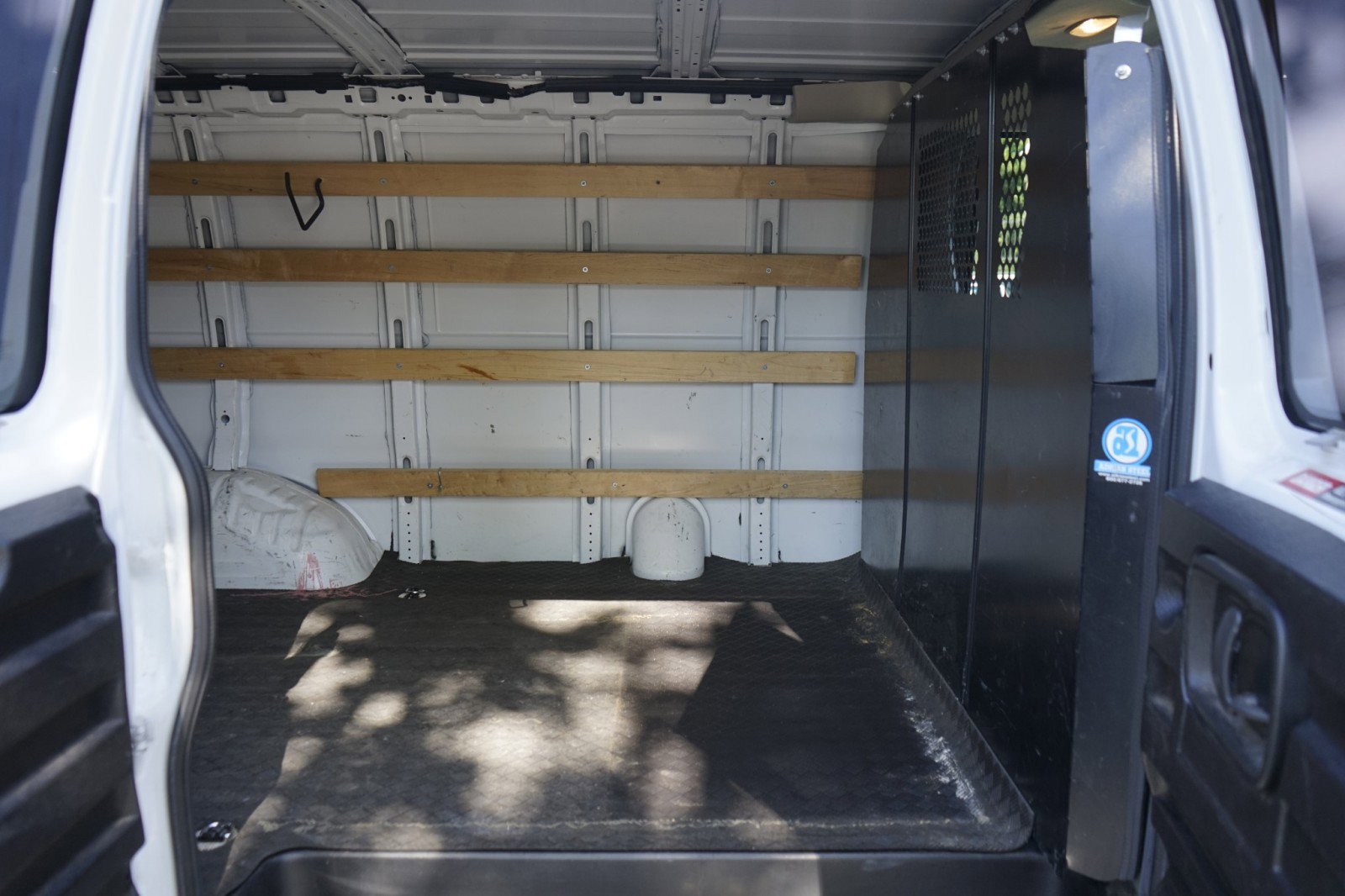 Used 2021 Chevrolet Express 2500 w/ Driver Convenience Package image 19