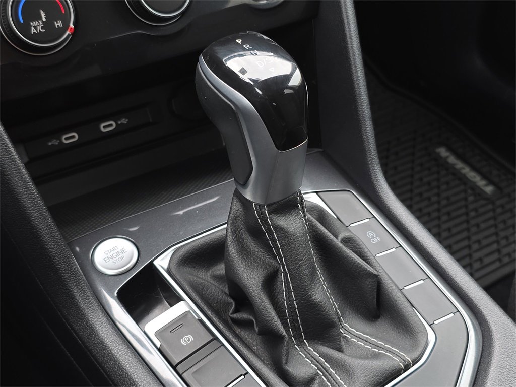 Used 2024 Volkswagen Tiguan S image 34