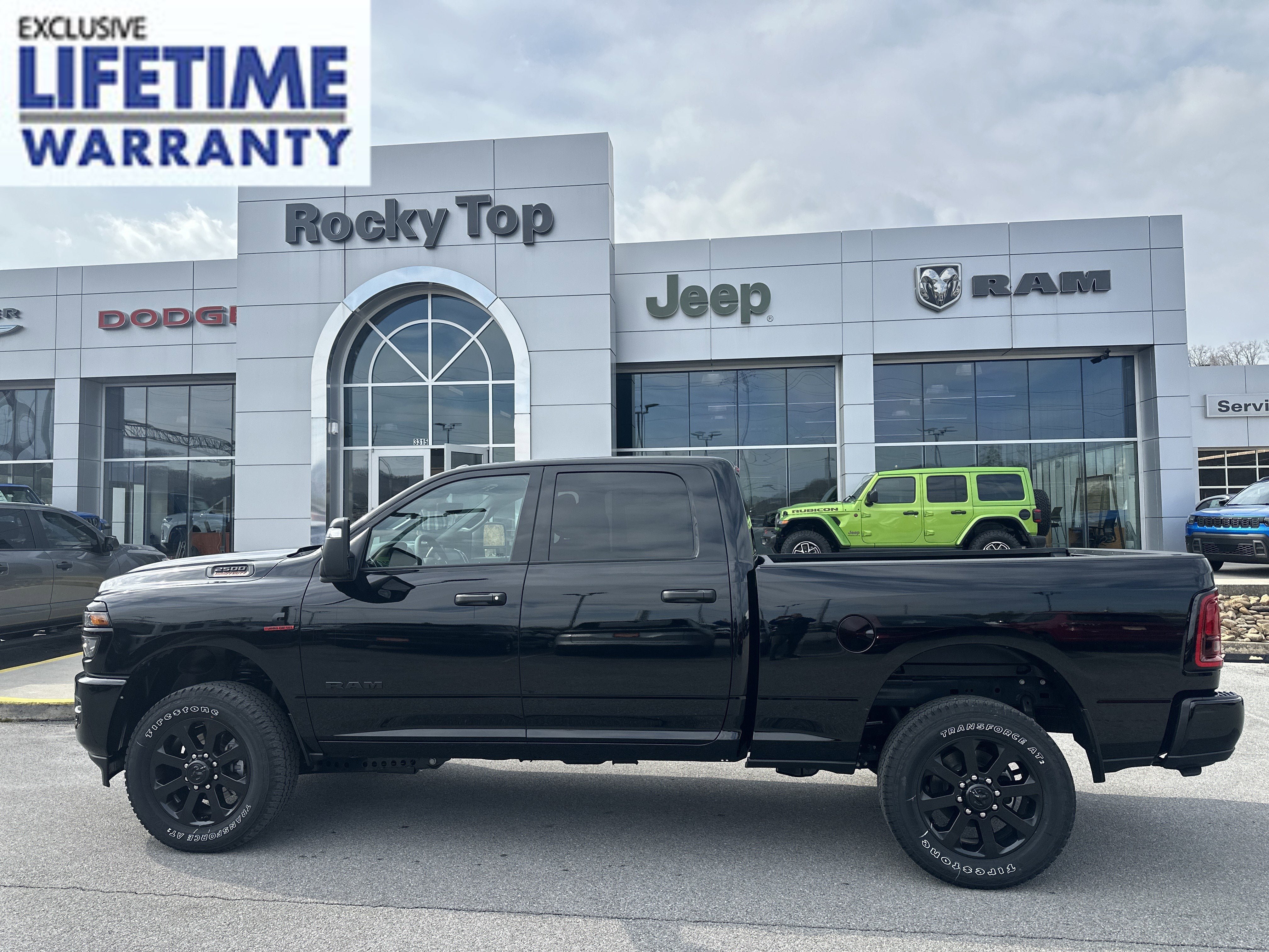 New 2026 RAM 2500 Big Horn AWD/4WD image 1