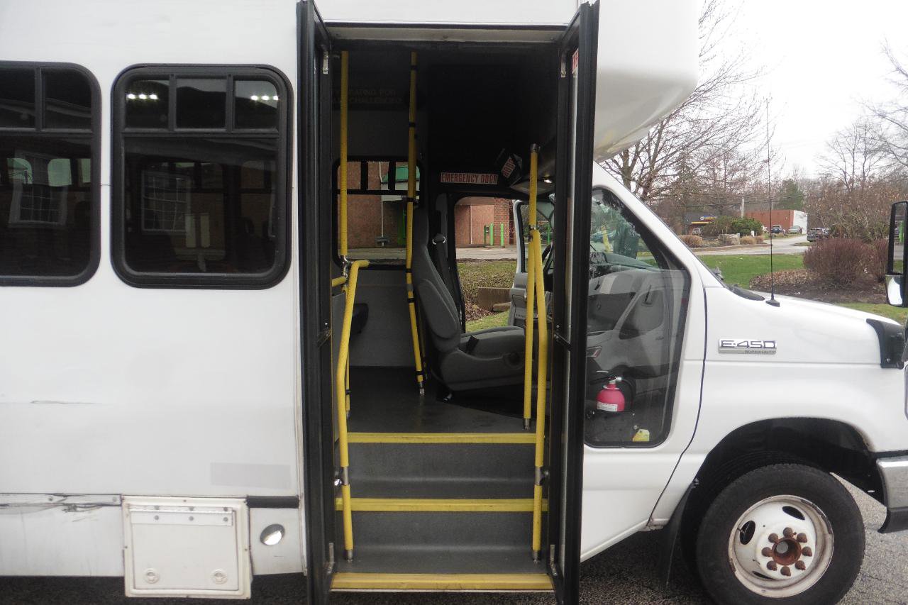 Used 2017 Ford E-450 and Econoline 450 Super Duty w/ Shuttle Bus Prep Package image 20