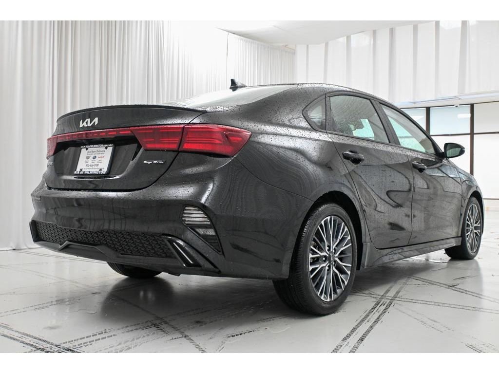 Used 2024 Kia Forte GT-Line w/ GT-Line Premium Package image 7