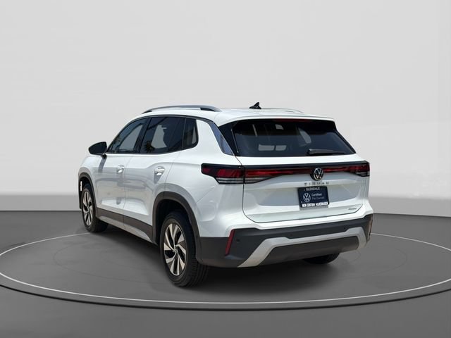 Certified 2025 Volkswagen Tiguan S AWD/4WD image 3