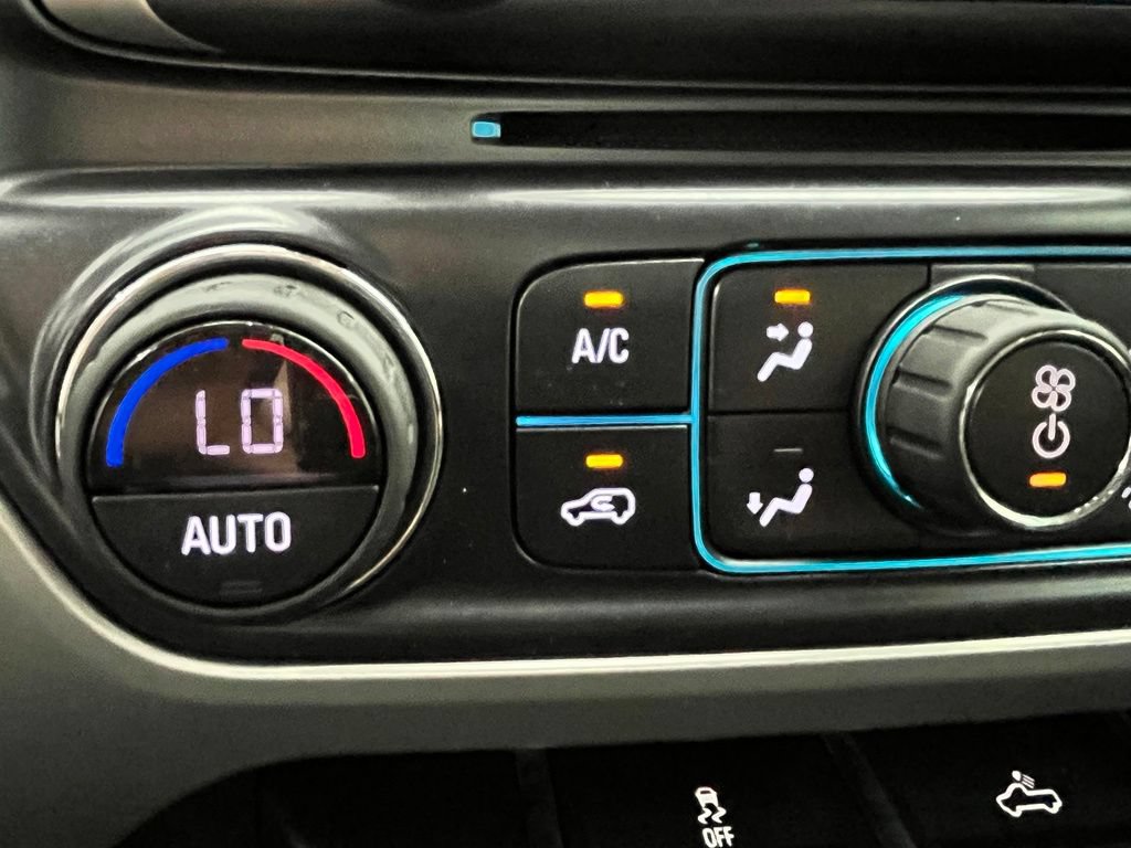 Used 2019 GMC Sierra 1500 SLE w/ SLE Value Package AWD/4WD image 6