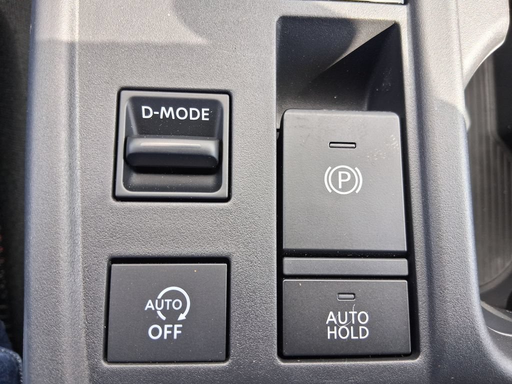 New 2026 Nissan Sentra SR w/ Floor Mat Package FWD image 20