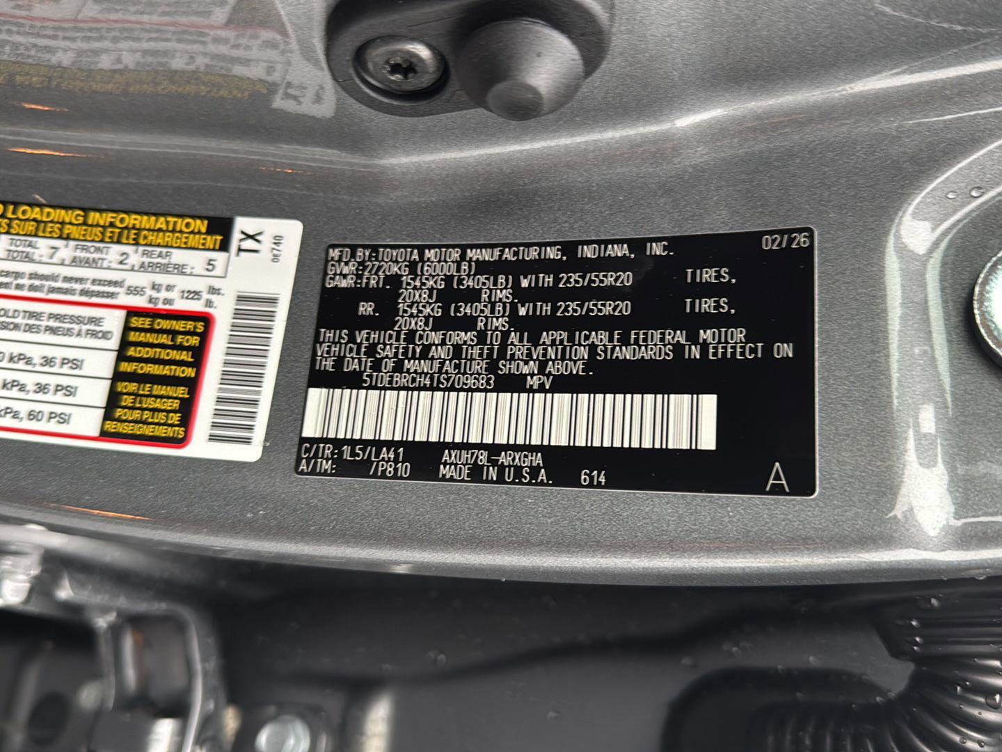 New 2026 Toyota Highlander Platinum image 32