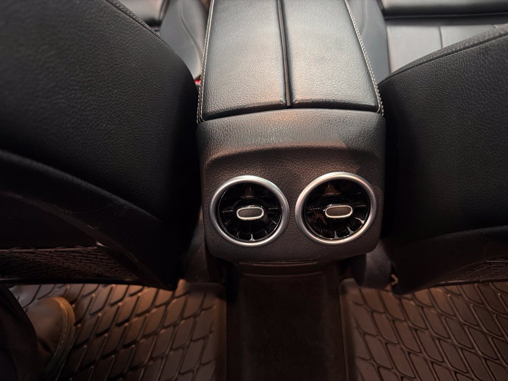 Certified 2021 Mercedes-Benz GLB 250 image 27