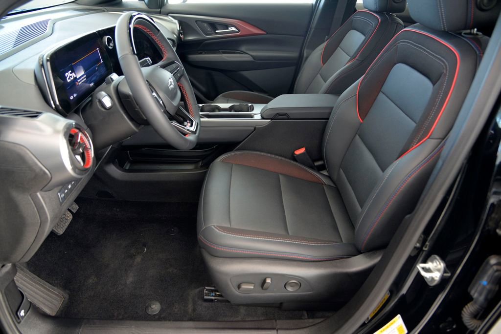 Used 2024 Chevrolet Equinox EV RS image 15