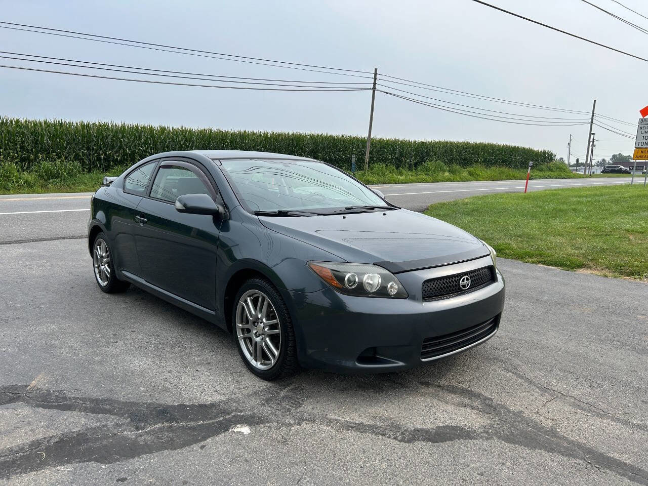 Used 2010 Scion tC image 3