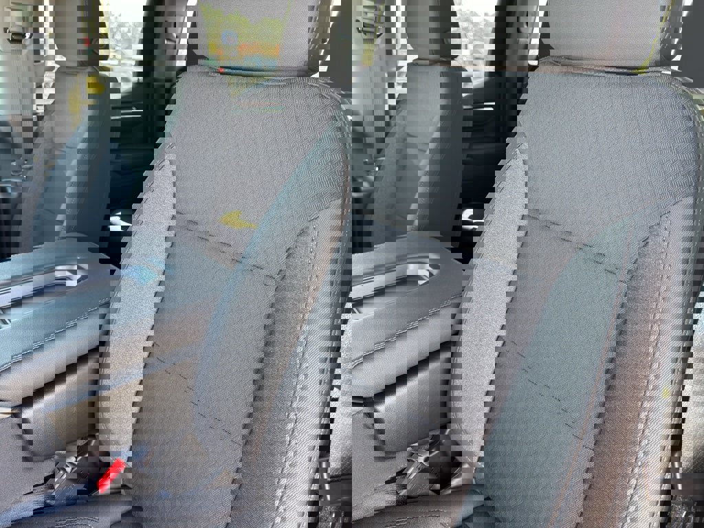 New 2026 GMC Sierra 1500 SLE image 14