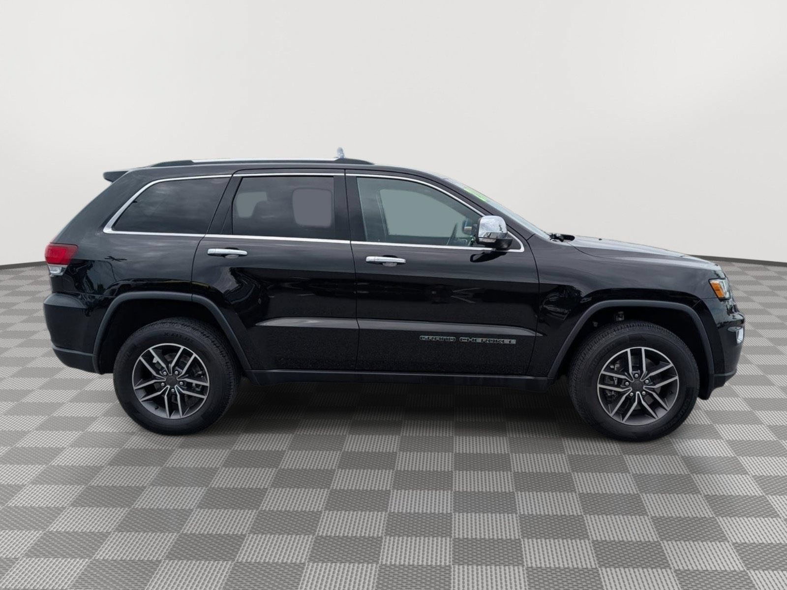 Used 2021 Jeep Grand Cherokee Limited AWD/4WD image 6