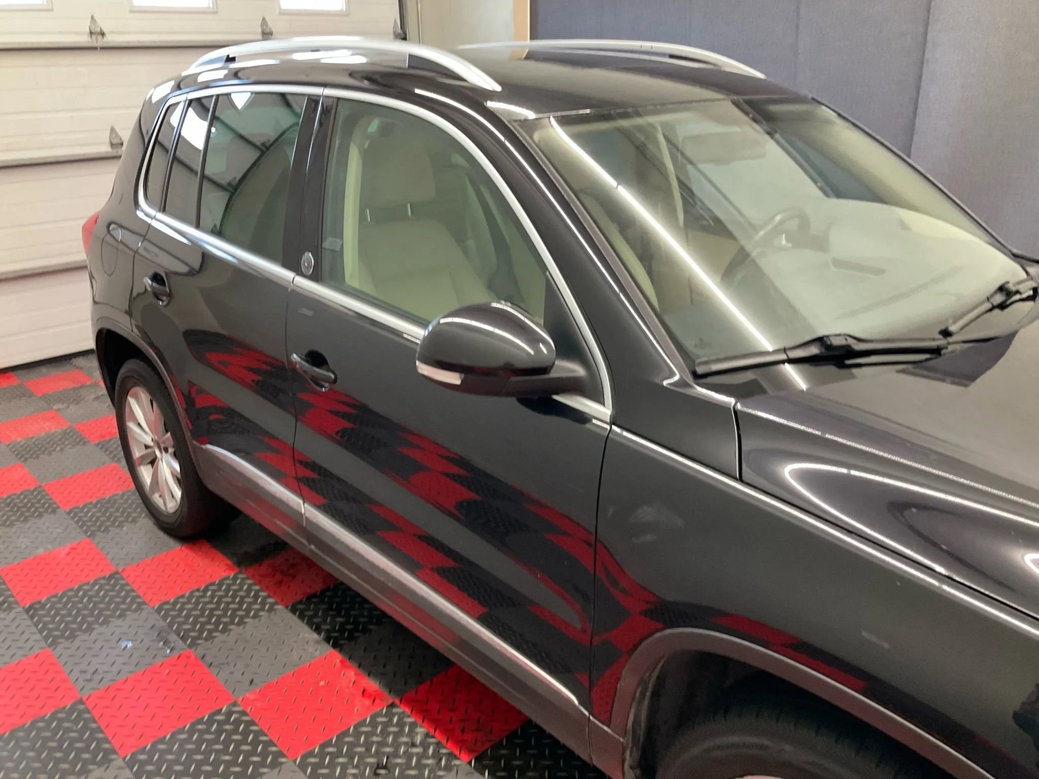 Used 2017 Volkswagen Tiguan Wolfsburg Edition image 4