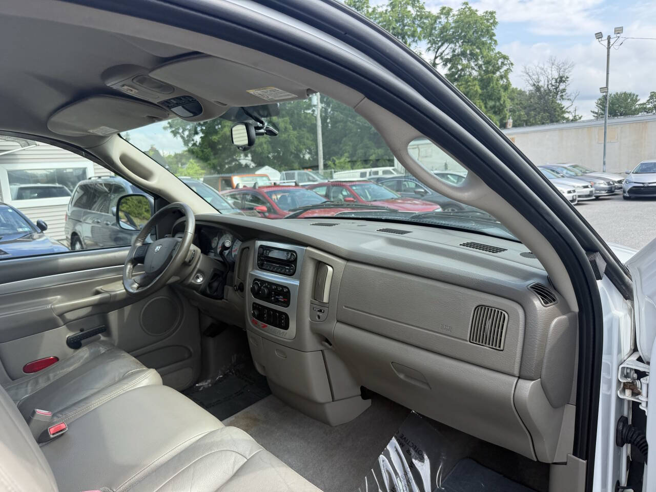 Used 2004 Dodge Ram 1500 Truck SLT AWD/4WD image 9