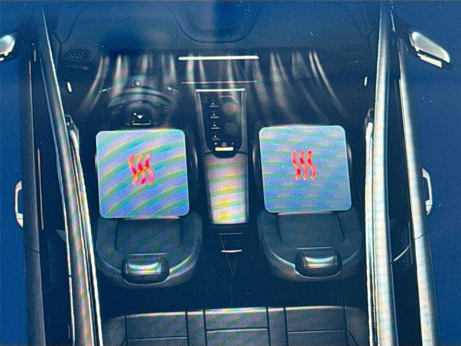 New 2025 VinFast VF 8 Eco image 19