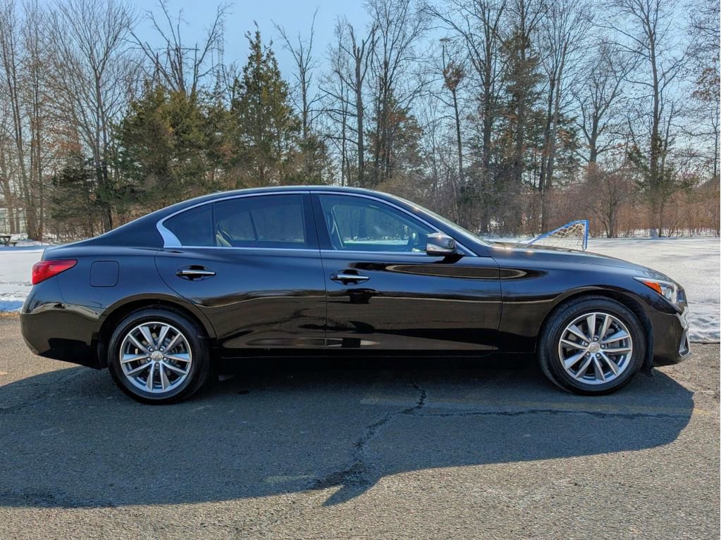 Used 2022 INFINITI Q50 PURE image 4