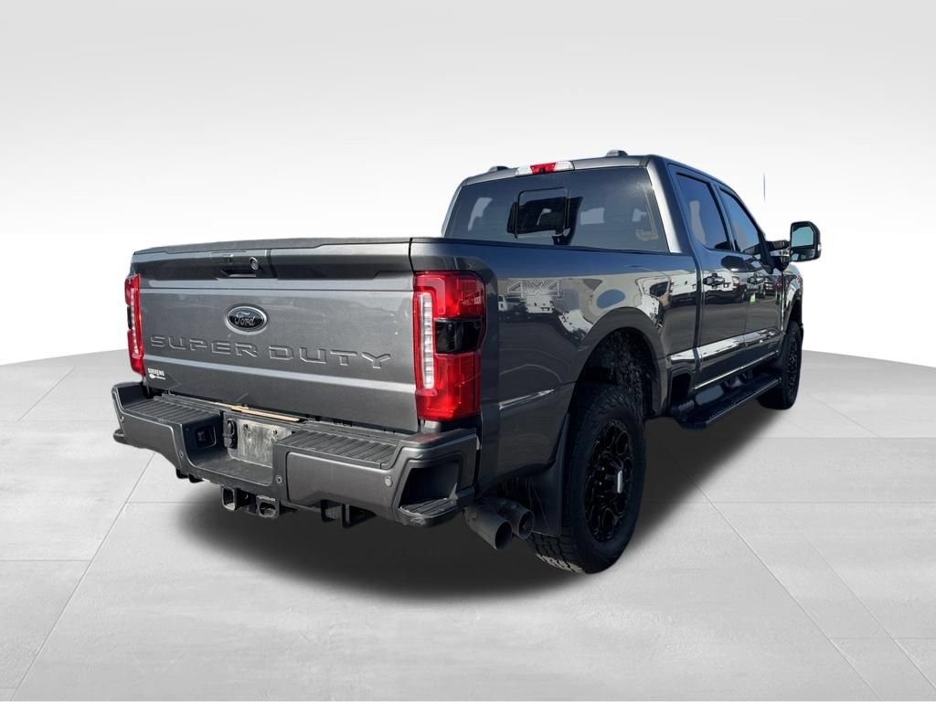 Used 2023 Ford F350 XLT w/ Black Appearance Package AWD/4WD video 3