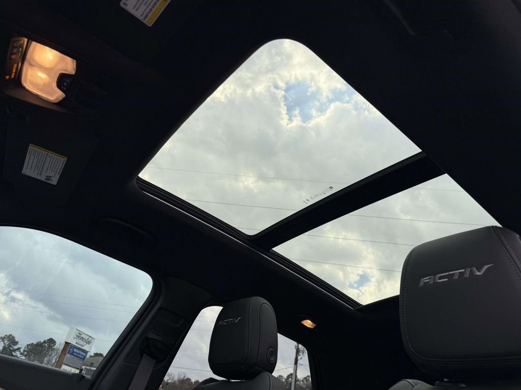 Used 2025 Chevrolet TrailBlazer ACTIV w/ Convenience Package image 24