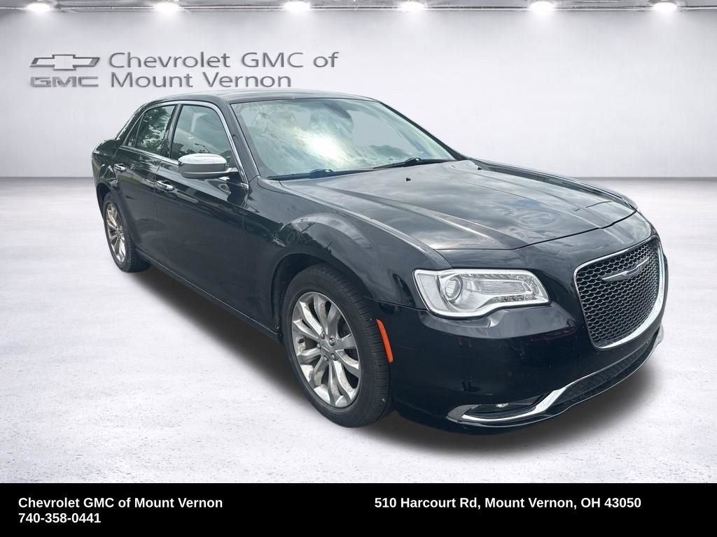 Used 2018 Chrysler 300 Limited AWD/4WD image 8