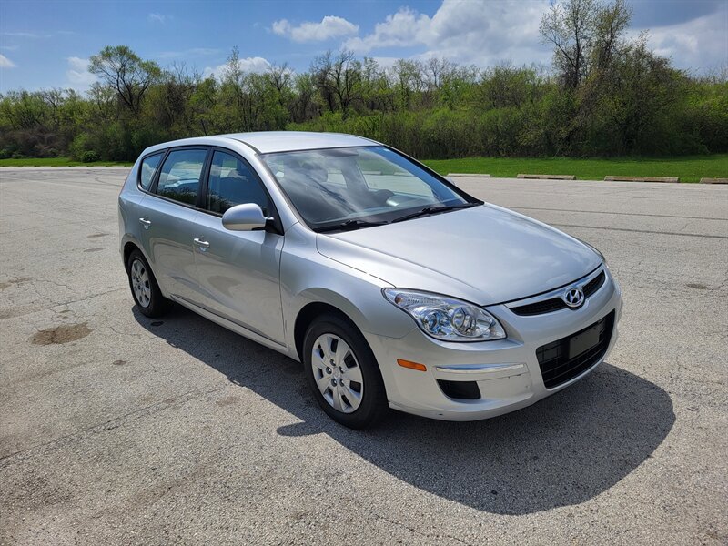 Used 2011 Hyundai Elantra GLS image 5