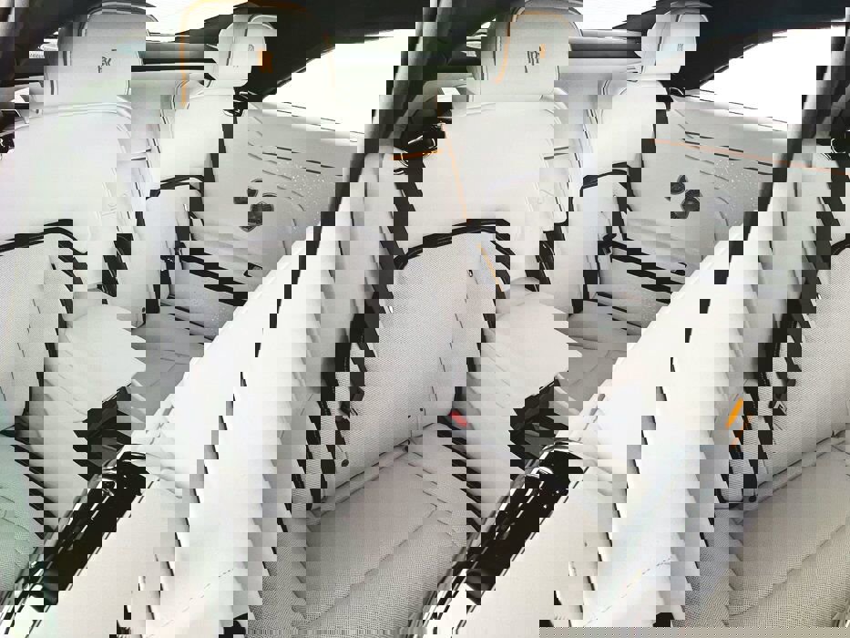 New 2025 Rolls-Royce Spectre Black Badge w/ Leather Finishing Pack image 42