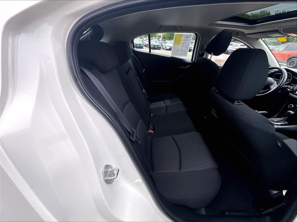 Used 2016 MAZDA MAZDA3 i Touring w/ Popular Equipment Package FWD image 16