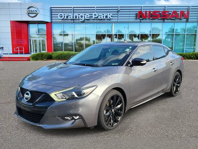 Used 2018 Nissan Maxima SR w/ Midnight Edition FWD image 4