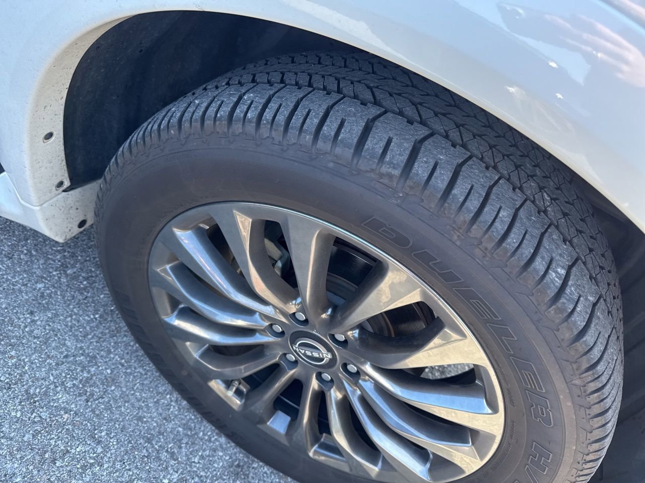 Used 2022 Nissan Armada Platinum w/ Captain's Chairs Package image 4