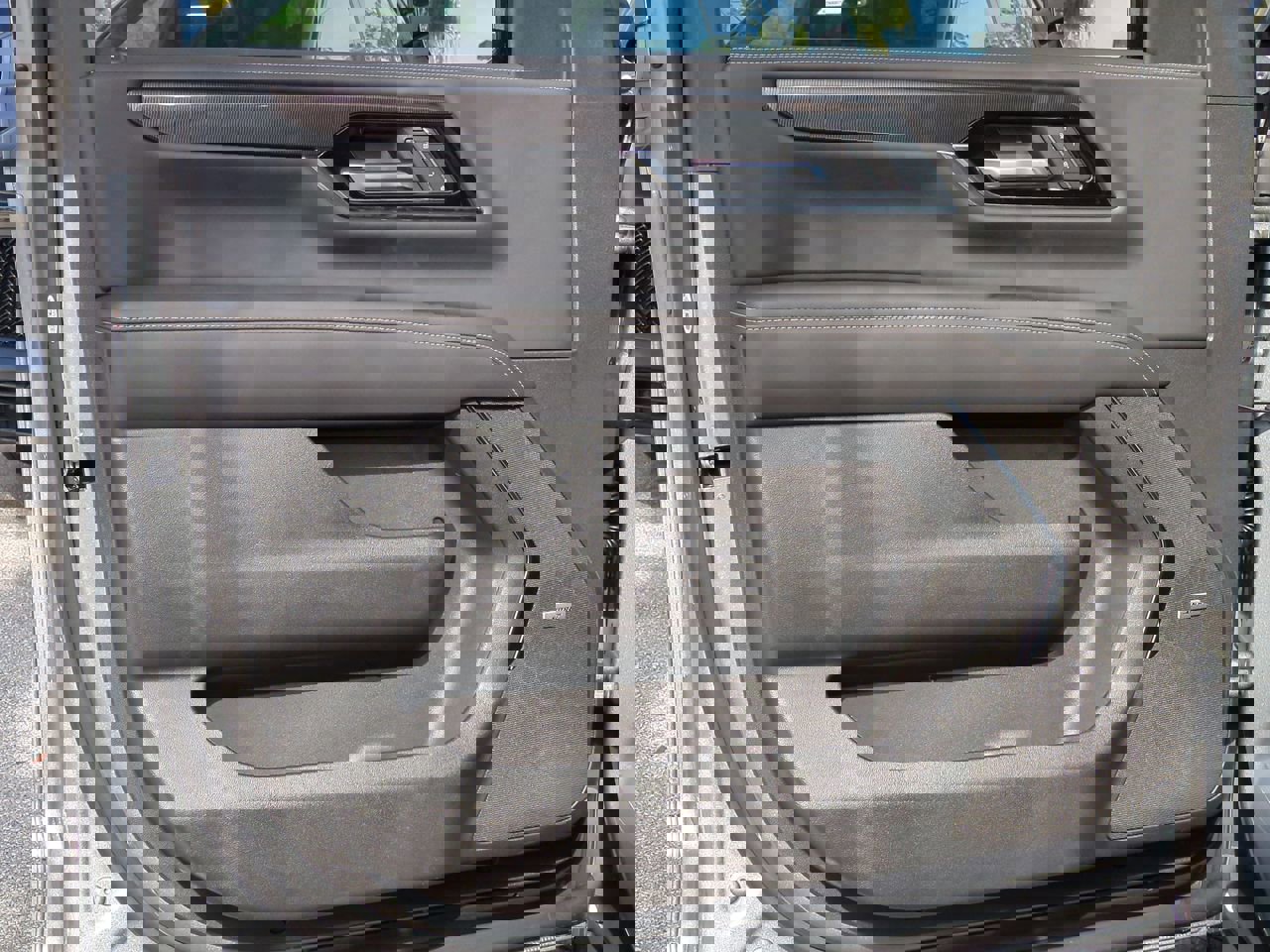 New 2026 GMC Yukon Elevation image 23