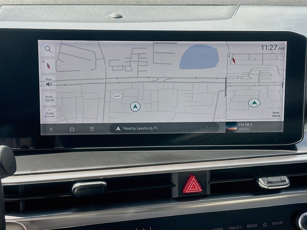 Certified 2025 Kia Sorento EX w/ Panoramic Sunroof Package FWD image 13