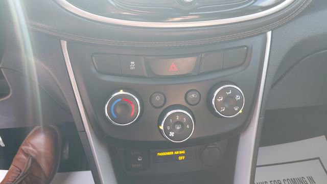 Used 2019 Chevrolet Trax LS w/ Tint and Cruise Package image 20