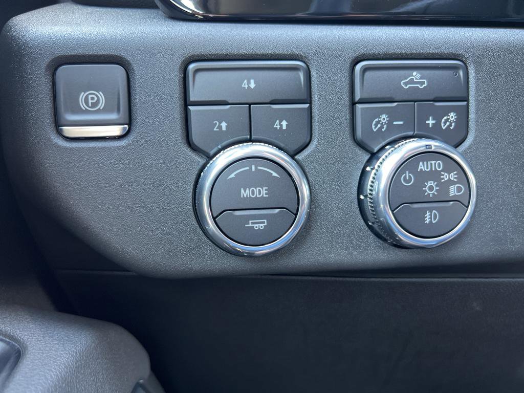 New 2025 GMC Sierra 2500 SLE w/ SLE Convenience Package image 19