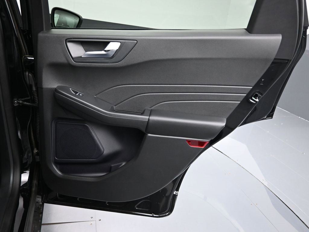 Used 2024 Ford Escape ST-Line image 38