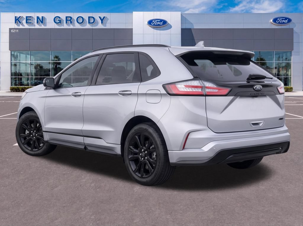 Certified 2022 Ford Edge SE w/ Black Appearance Package AWD/4WD image 8