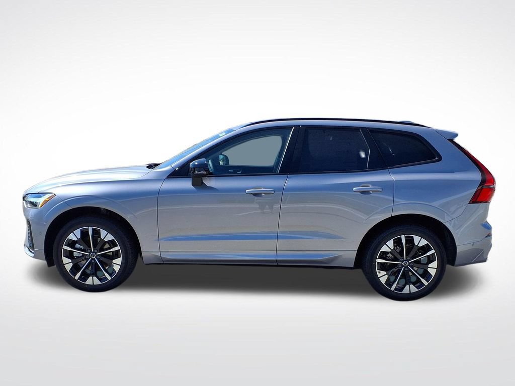 New 2026 Volvo XC60 B5 Plus w/ Protection Package Premier AWD/4WD image 5