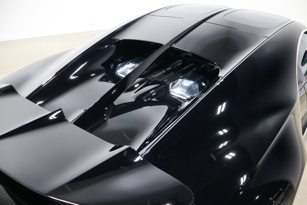 Used 2022 Bugatti Chiron Super Sport AWD/4WD image 64