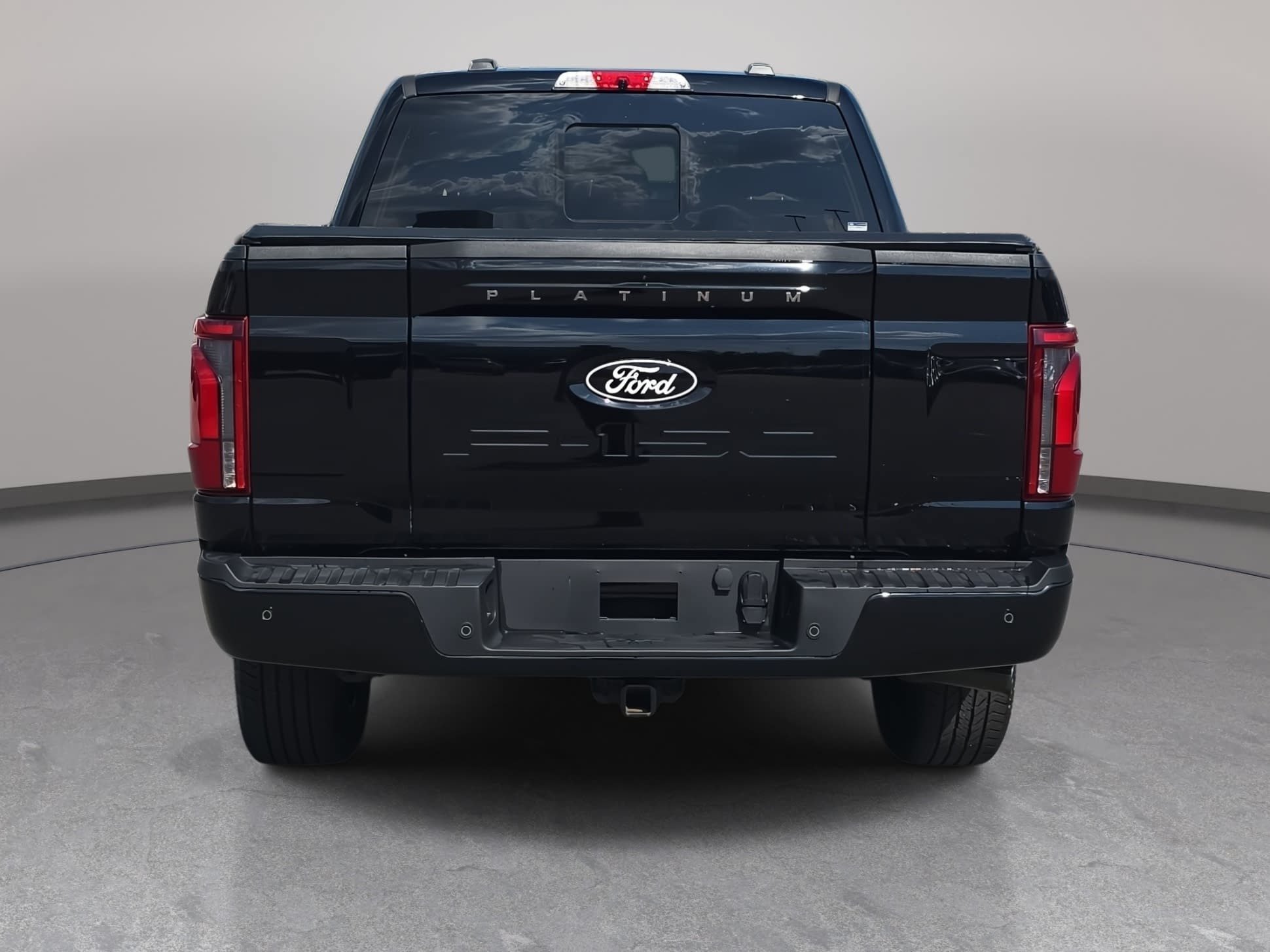 Used 2025 Ford F150 Platinum w/ FX4 Off-Road Package AWD/4WD image 6