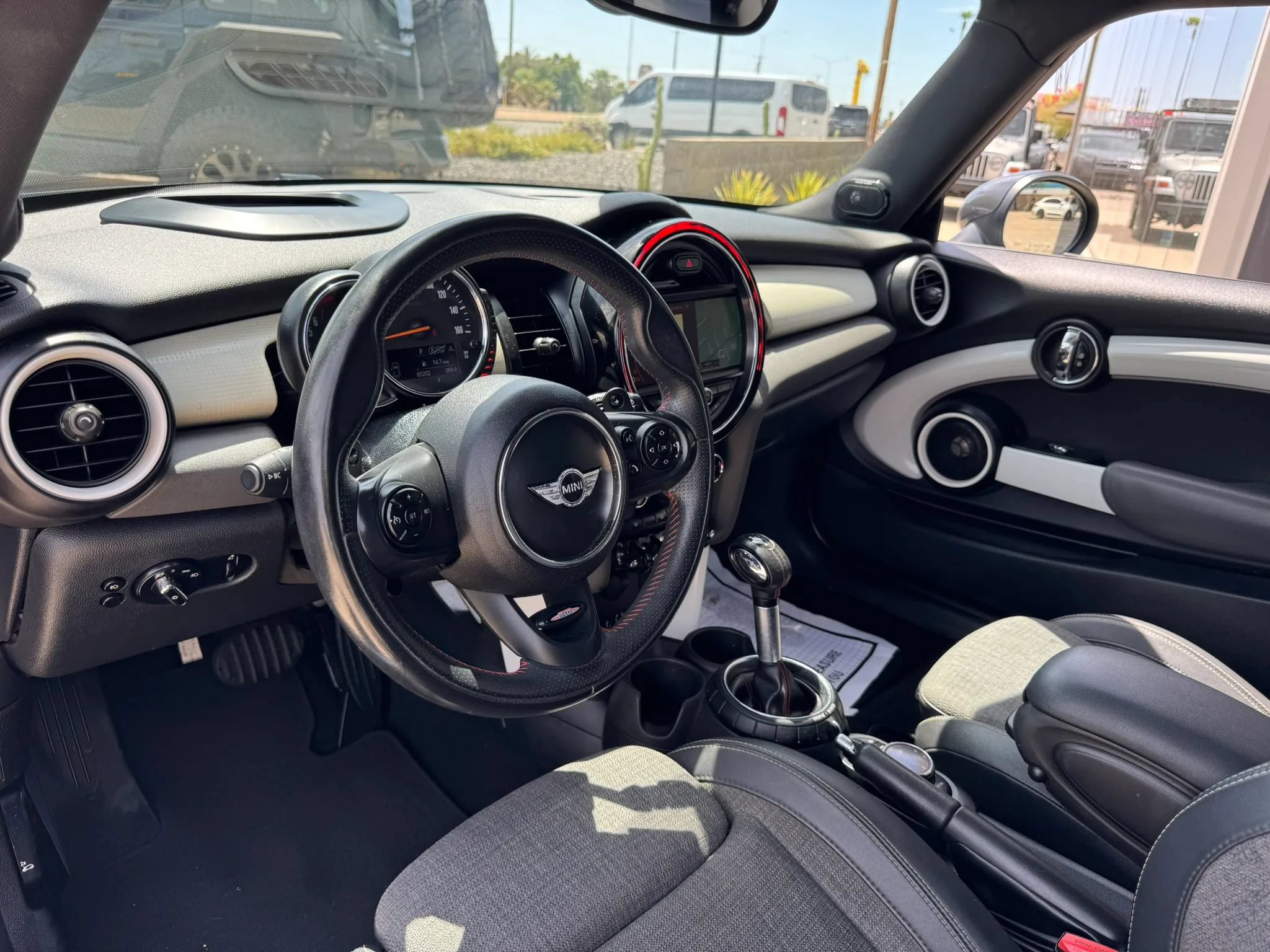 Used 2014 MINI Cooper S FWD image 19