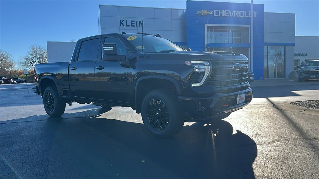 New 2026 Chevrolet Silverado 3500 LTZ w/ LTZ Plus Package