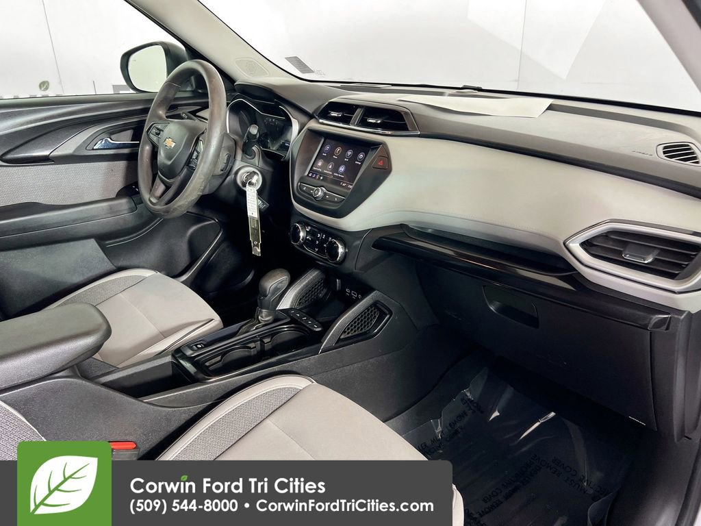 Used 2021 Chevrolet TrailBlazer LS AWD/4WD image 28